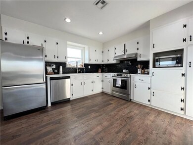 37007 Lake Rd, Shawnee, OK 74801 - photo 4