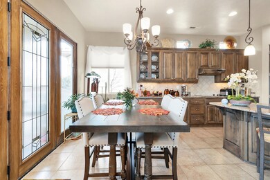 007_28-2743wdesertspringsrd28_87