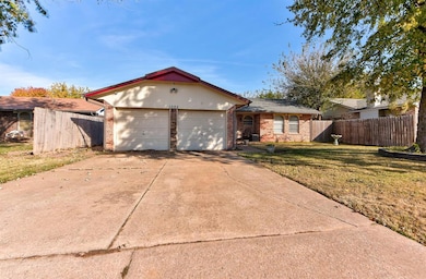 1025 Larkspur Rd, Moore, OK 73160 - photo 4