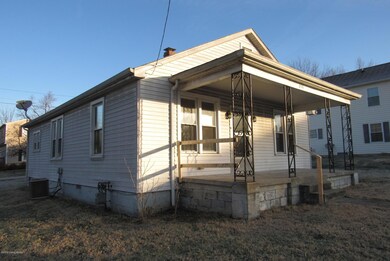 250 W Oak St, Lebanon Junction, KY 40150 - photo 2