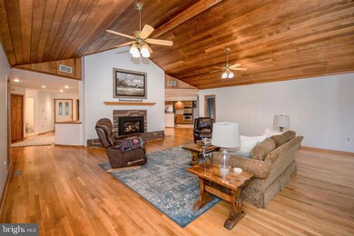 910 Maplehurst Ln, Monkton, MD 21111 - photo 4