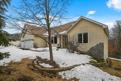 Large front yard on a Cul-de-sac