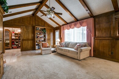 420 Eagle Dr, Bedford, TX 76021 - photo 6