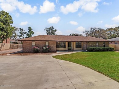 5210 Magnolia Oaks Ln, Jacksonville, FL 32210 - photo 4