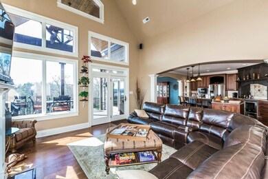 living rm to kitchen