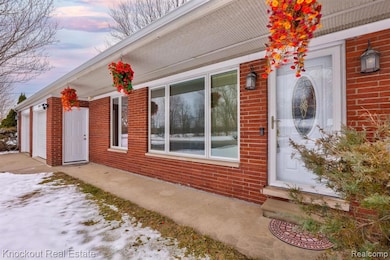 1914 Schust Rd, Saginaw, MI 48604 - photo 6