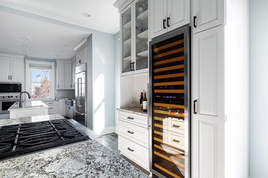 1529 Rosewood Ave, Louisville, KY 40204 - photo 6