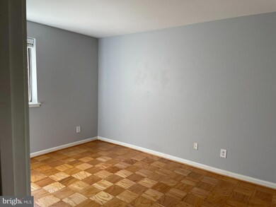 1623 Parkcrest Cir unit 201, Reston, VA 20190 - photo 7