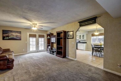 1811 N Dakota St, Chandler, AZ 85225 - photo 2