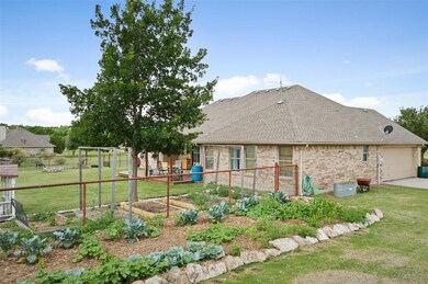 125 Cooperstown Dr, Springtown, TX 76082 - photo 6
