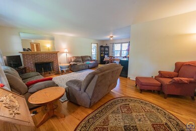 1716 SW 22nd Park, Topeka, KS 66611 - photo 5