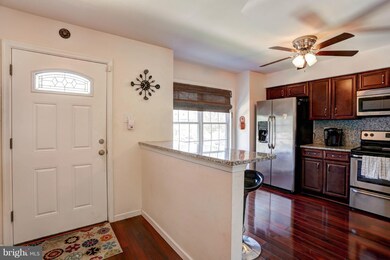18719 White Sands Dr, Germantown, MD 20874 - photo 2