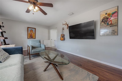 2523 Lake Ellen Cir, Tampa, FL 33618 - photo 6