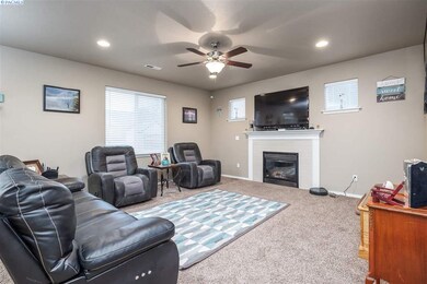 3569 W 10th Ct, Kennewick, WA 99338 - photo 7