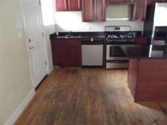 6319 N Sacramento Ave unit 1E, Chicago, IL 60659 - photo 2