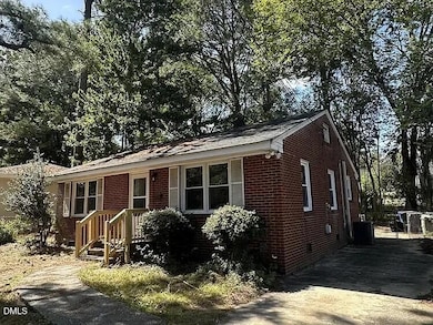 902 Meadow St S, Wilson, NC 27893 - photo 2