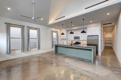 1717 Airline Dr unit A, Houston, TX 77009 - photo 6