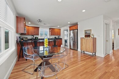 5 Iona St unit B, Roslindale, MA 02131 - photo 5