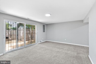 82 Daimler Dr unit 92, Capitol Heights, MD 20743 - photo 6