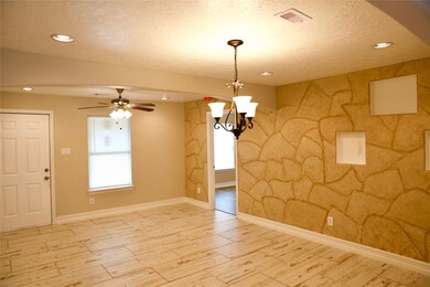 7222 Saint Augustine St, Houston, TX 77021 - photo 3