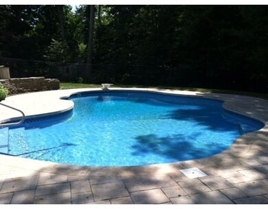 201 Patricia Dr, Abington, MA 02351 - photo 4