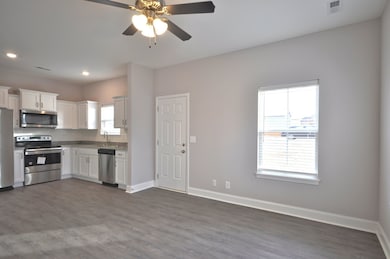 188 Bainbridge Dr unit A, Clarksville, TN 37043 - photo 6