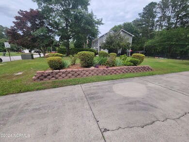 900 Welsh Ln, Jacksonville, NC 28546 - photo 2