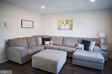 468 Blaker Dr, East Greenville, PA 18041 - photo 5