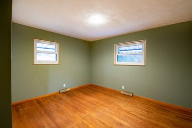 58187 Windsor Ave, South Bend, IN 46619 - photo 5