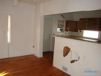 3413 Upton Ave, Toledo, OH 43613 - photo 4