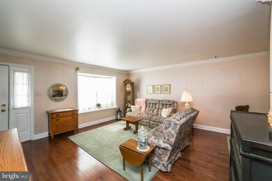 2453 Norrington Dr, Norristown, PA 19403 - photo 5