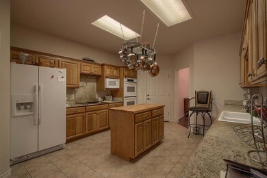 601 Lupine Ln, Fredericksburg, TX 78624 - photo 5