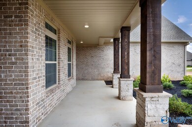 363 Kendallwood Dr, Meridianville, AL 35759 - photo 5