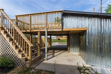 324 W 8th St, New Albany, IN 47150 - photo 6