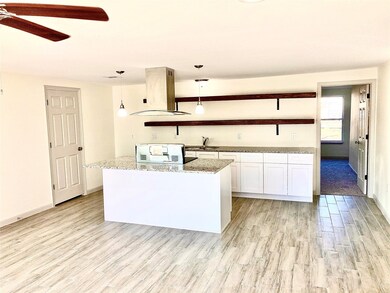 1011 Avenue E, Rosenberg, TX 77471 - photo 4