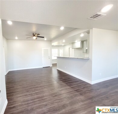 1108 Pack Ave, Copperas Cove, TX 76522 - photo 4