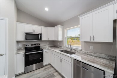 930 E Abend Dr, Citrus Springs, FL 34434 - photo 6