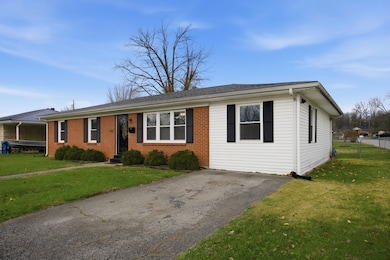 743 Greenbriar Dr, Harrodsburg, KY 40330 - photo 4