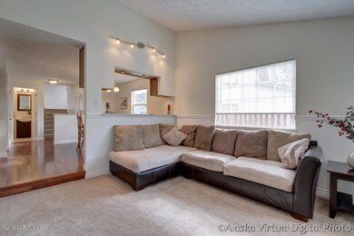 Living Room (3)