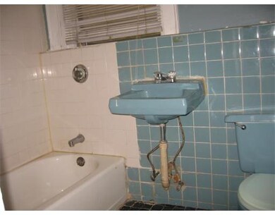 29 Commonwealth Terrace, Brighton, MA 02135 - photo 3