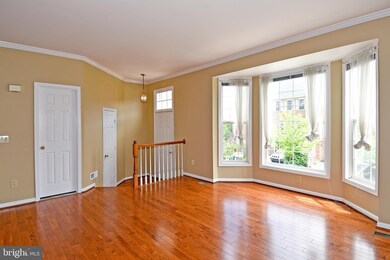 2448 Founders Way, Herndon, VA 20171 - photo 5