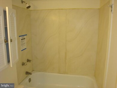 506 West Ct unit 21D, Glen Burnie, MD 21061 - photo 3