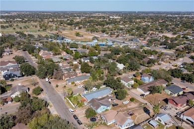 1212 N Saint Marie St, Mission, TX 78572 - photo 7