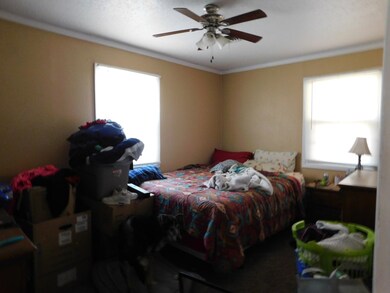 605 NE 3rd St, Guymon, OK 73942 - photo 5