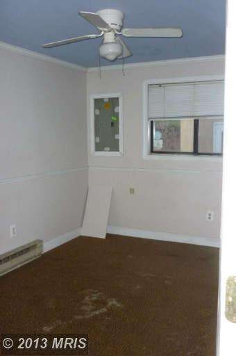 351 Tall Pine Ln, Gerrardstown, WV 25420 - photo 2