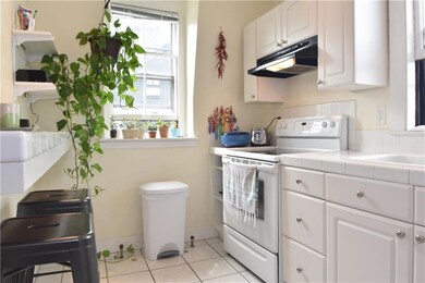 23 Pine St unit 3, Portland, ME 04102 - photo 7