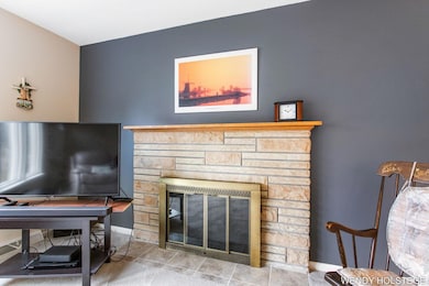 14-web-or-mls-182 E 25th St Holland-17