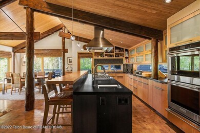 6145 W Burcher Rd, Wilson, WY 83014 - photo 5