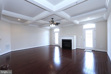 809 Hidden Marsh St, Gaithersburg, MD 20877 - photo 5