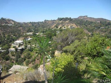 Panoramic view looking northwesterly at Mount Olym
